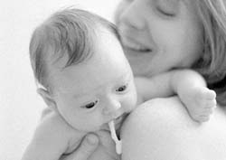 Причины срыгивания у грудных детей